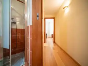Wohnung zum Verkauf in Madrid mit Klimaanlage, Heizung und Privatgarten