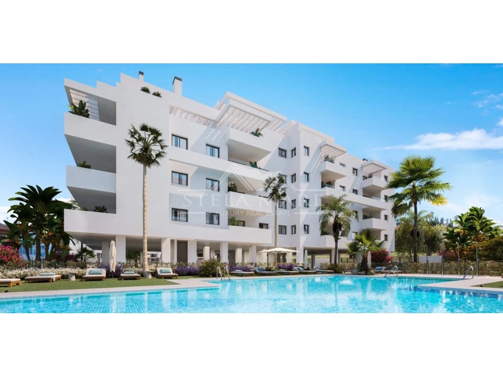 Vista exterior de Apartament en venda en Vélez-Málaga amb Jardí privat, Forn i Microones