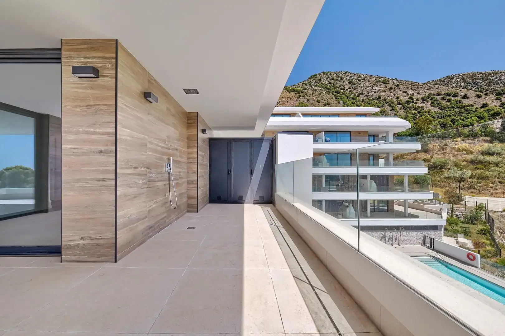 Exterior view of Apartments for sale in Fuengirola  with Air Conditioner, Terrace and Storage room