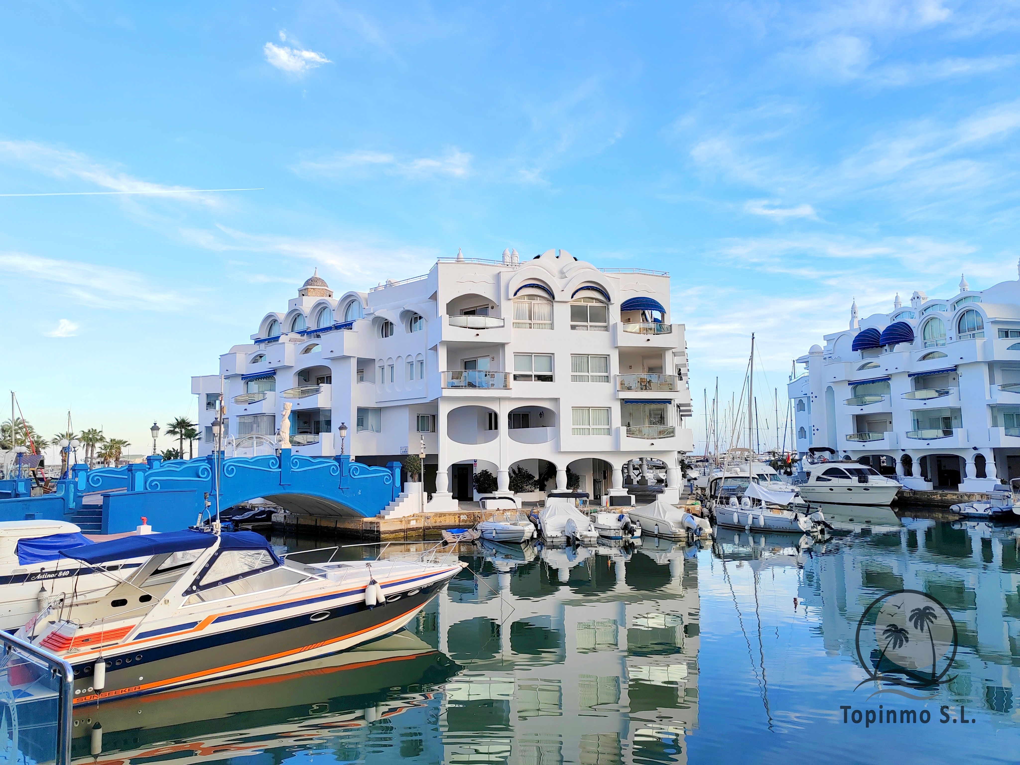 Vista exterior de Pis de lloguer en Benalmádena amb Aire condicionat, Calefacció i Terrassa