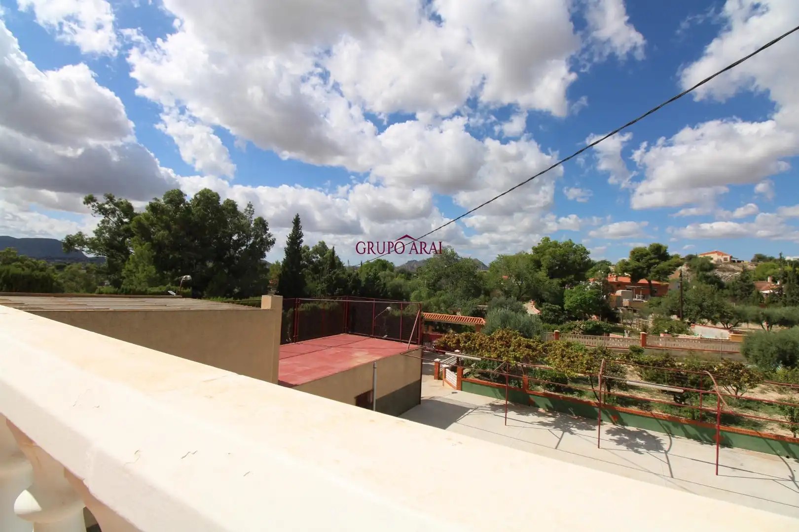 Jardí de Casa o xalet en venda en Alicante / Alacant amb Aire condicionat, Calefacció i Jardí privat