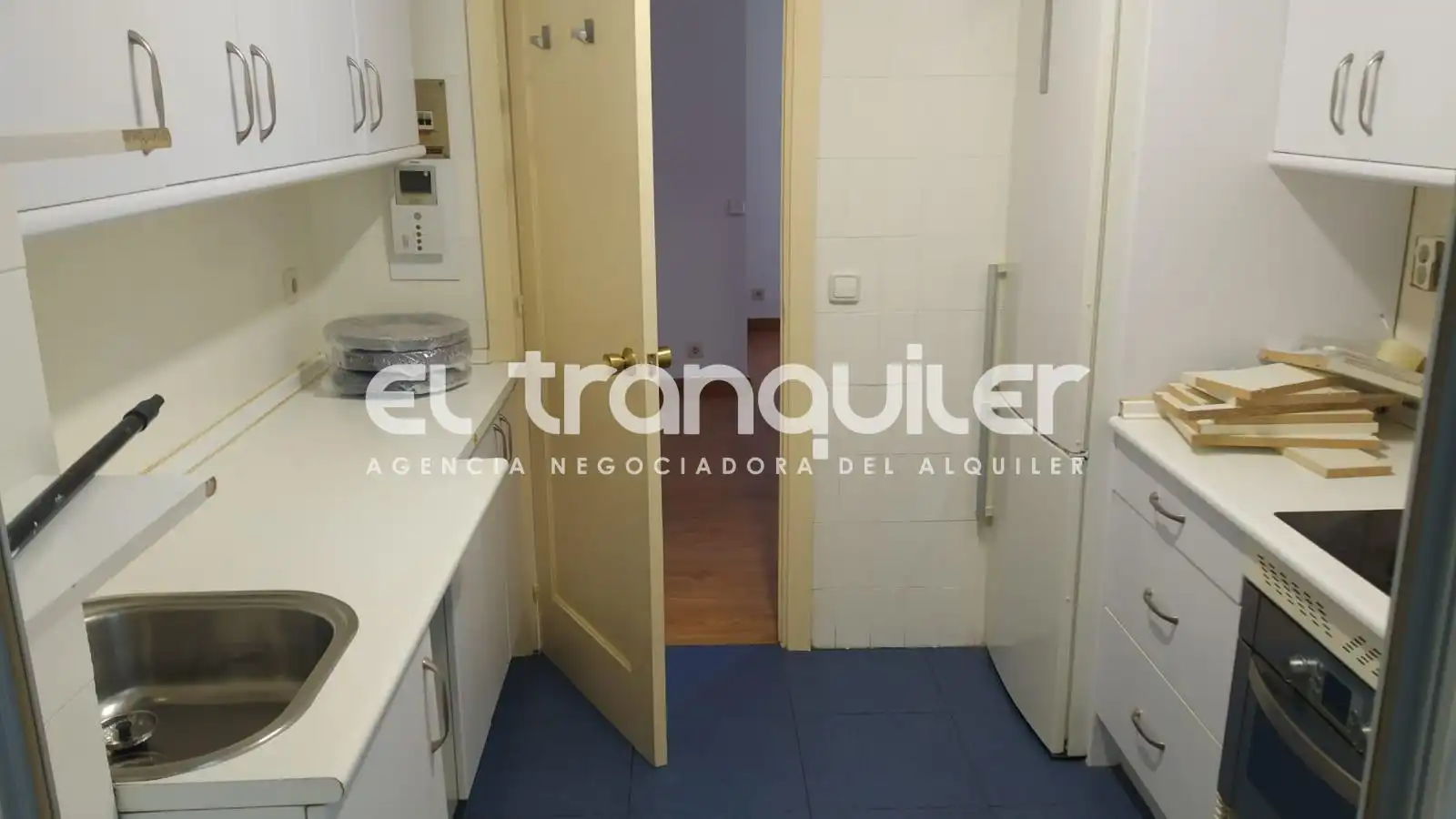 Kitchen of Flat for sale in Madrid  with Parquet flooring and Terrace