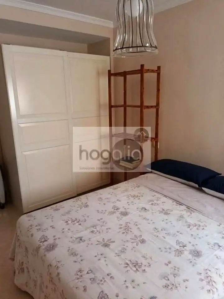 Flat for rent in Triana Oeste