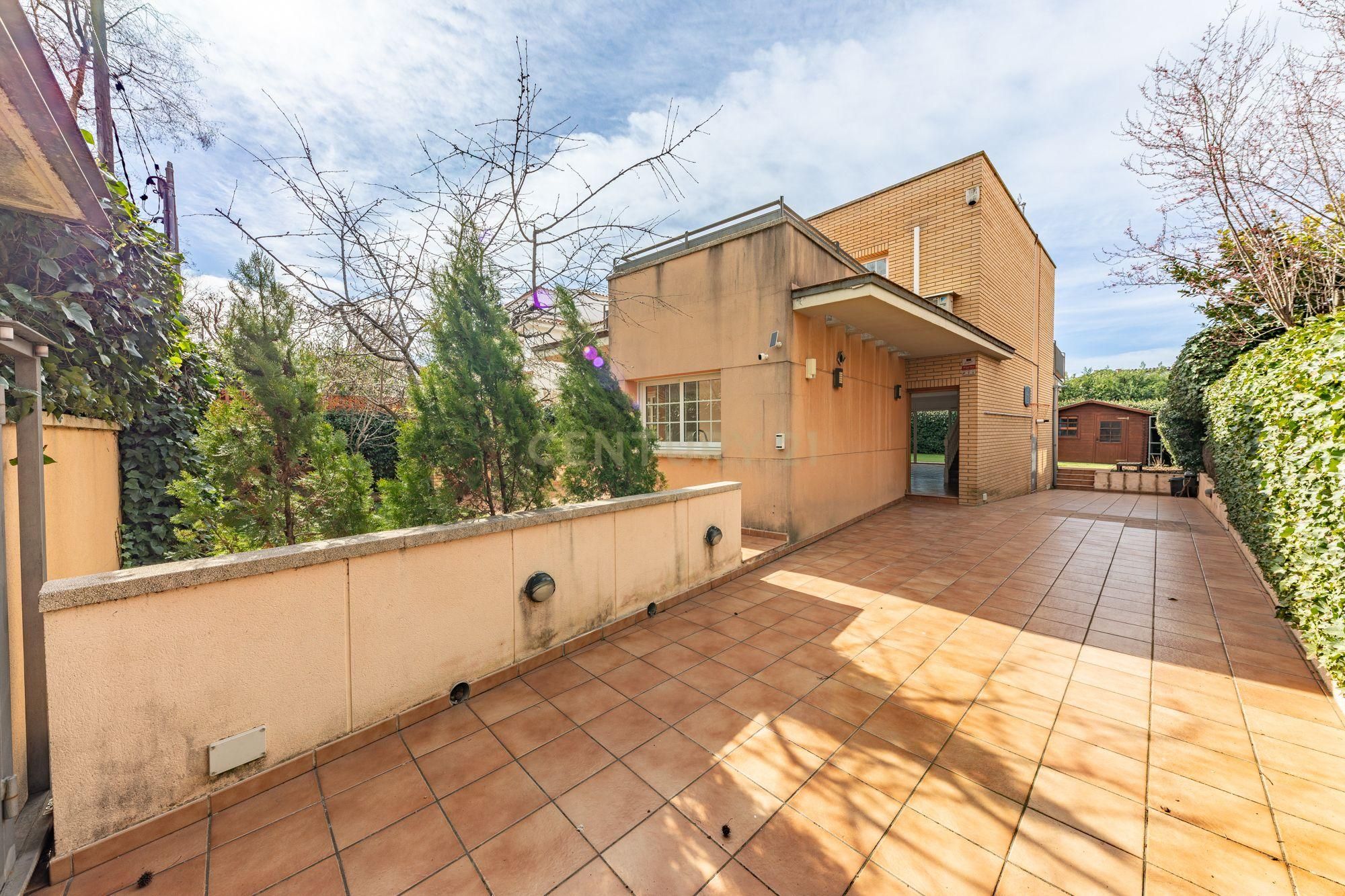 Casa o chalet de alquiler en Carrer de Tarragona, 33, Sant Cugat del Vallès, Sp, 33, Mira-sol