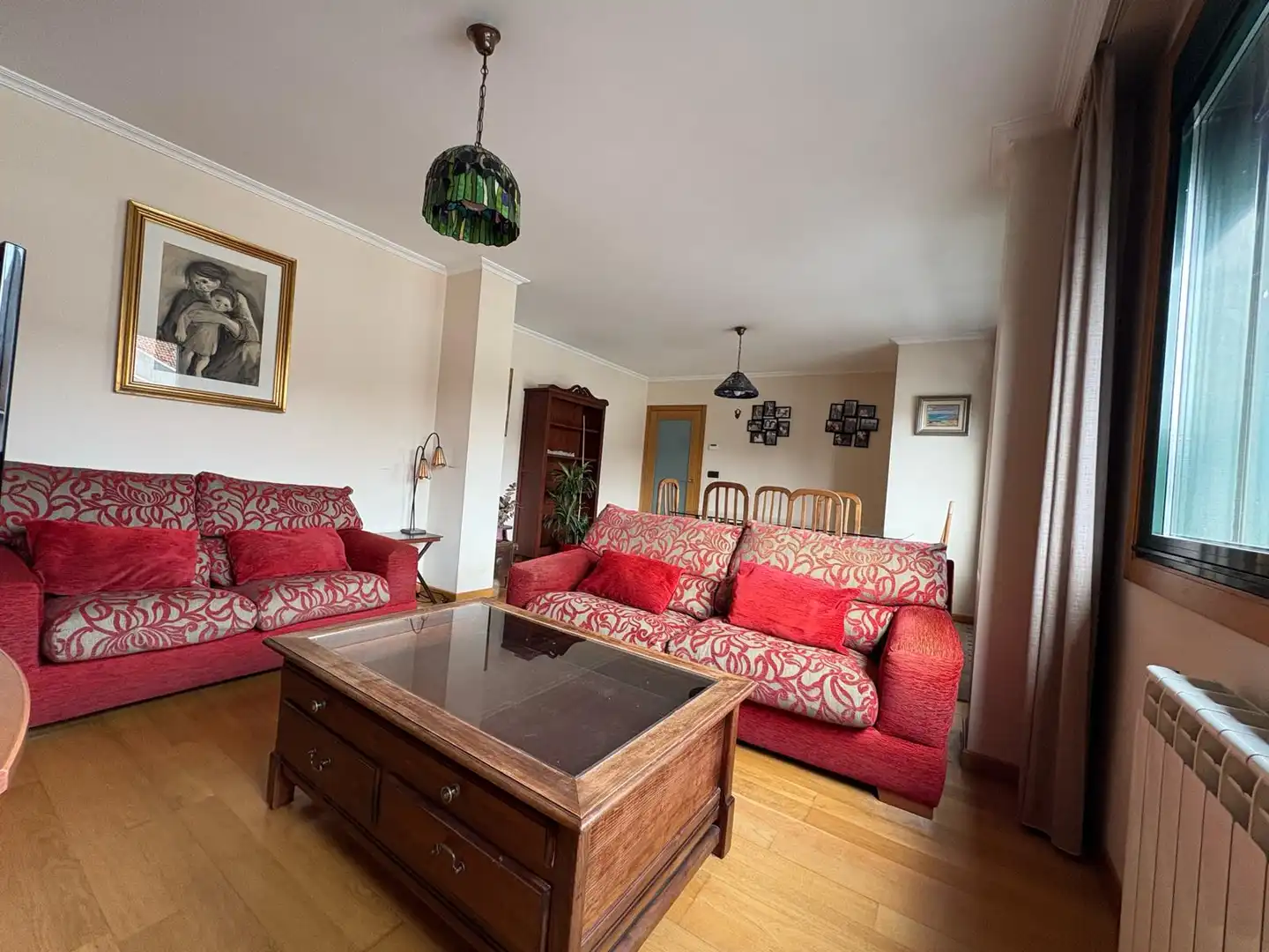 Wohnzimmer von Maisonette zum Verkauf in Santiago de Compostela  mit Heizung, Parkett und Abstellraum