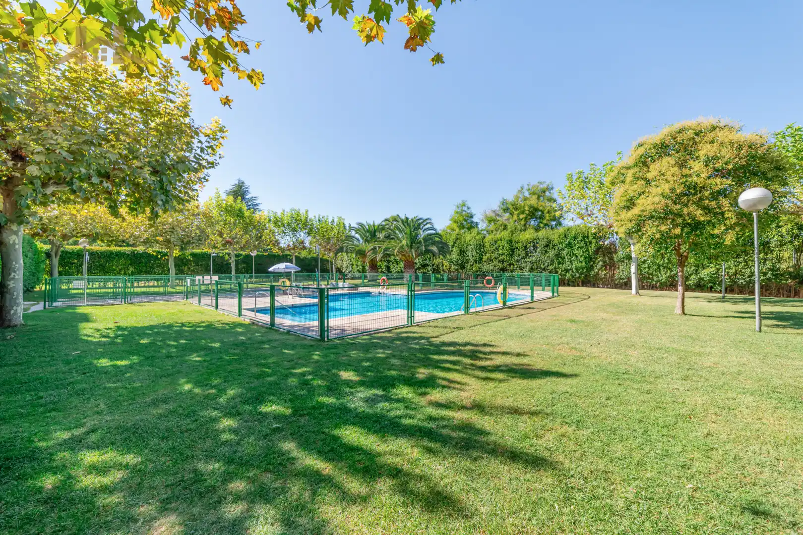 Piscina de Pis en venda en Leganés amb Aire condicionat, Calefacció i Terrassa