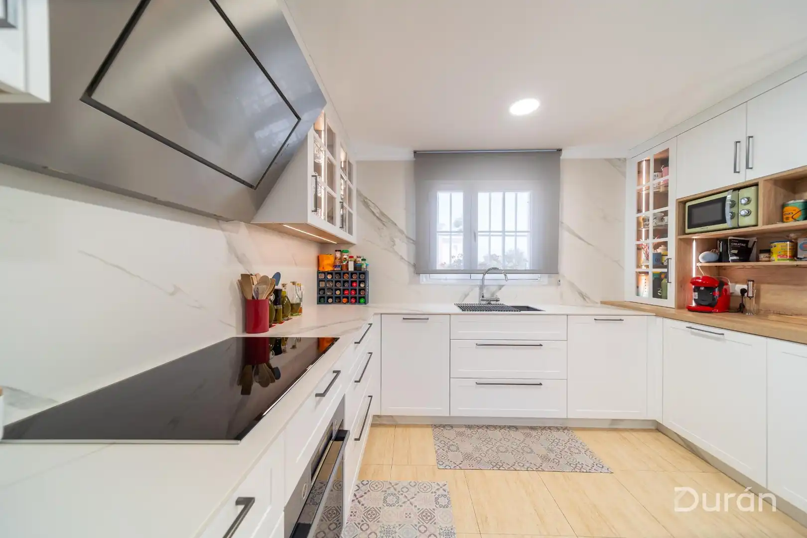 Cocina de Casa o chalet en venta en El Ejido con Aire acondicionado, Jardín privado y Terraza