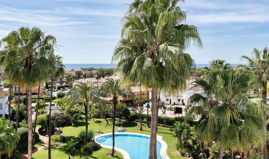 Photo 1 of Flat for sale in Nueva Atalaya, Málaga