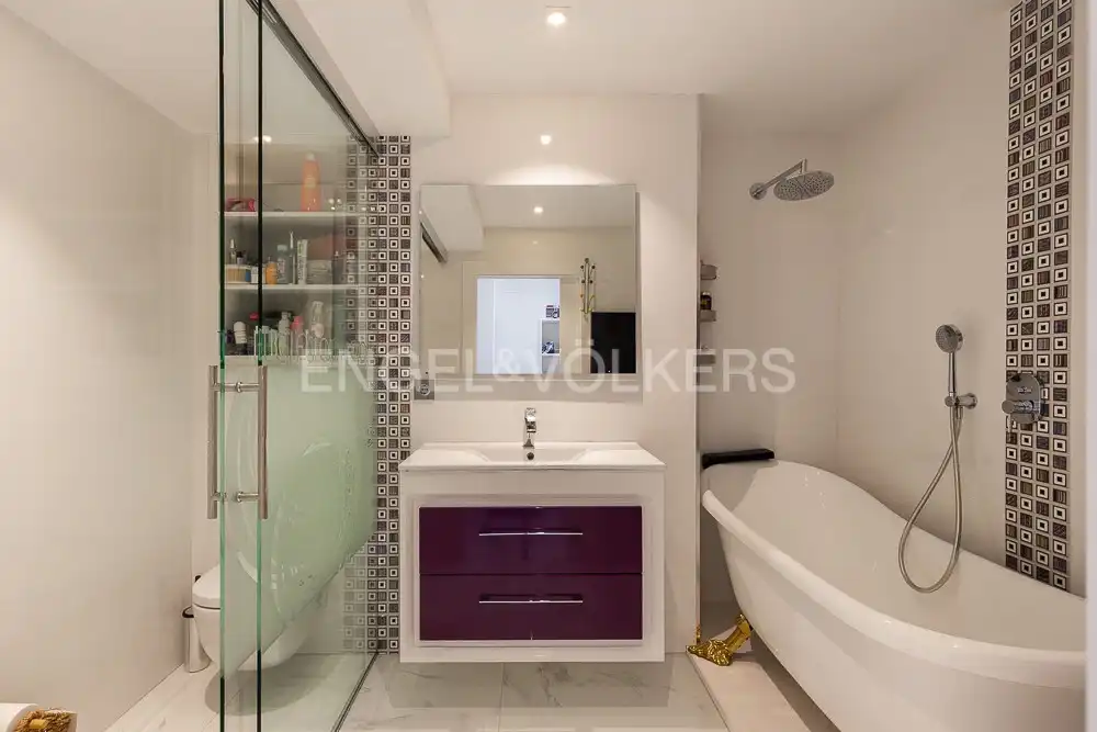 Bany de Apartament de lloguer en Valencia amb Aire condicionat, Calefacció i Terrassa