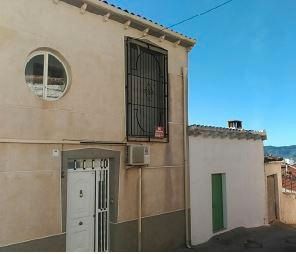 Vista exterior de Casa o xalet en venda en Torres de Albánchez amb Terrassa