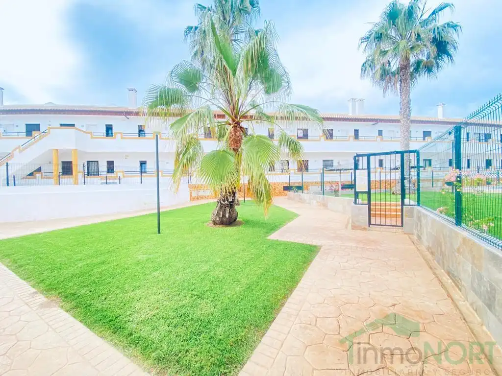 Vista exterior de Pis en venda en Cartagena amb Aire condicionat, Terrassa i Moblat