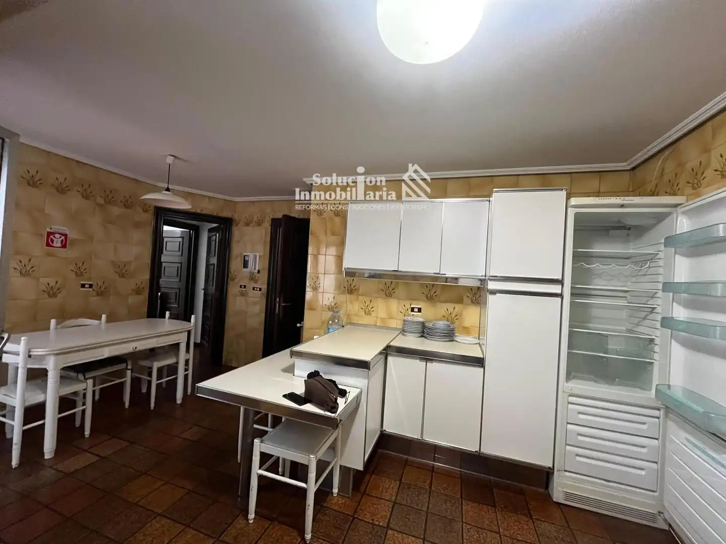 Kitchen of Flat for sale in Salamanca  with Heating, Terrace and Furnished