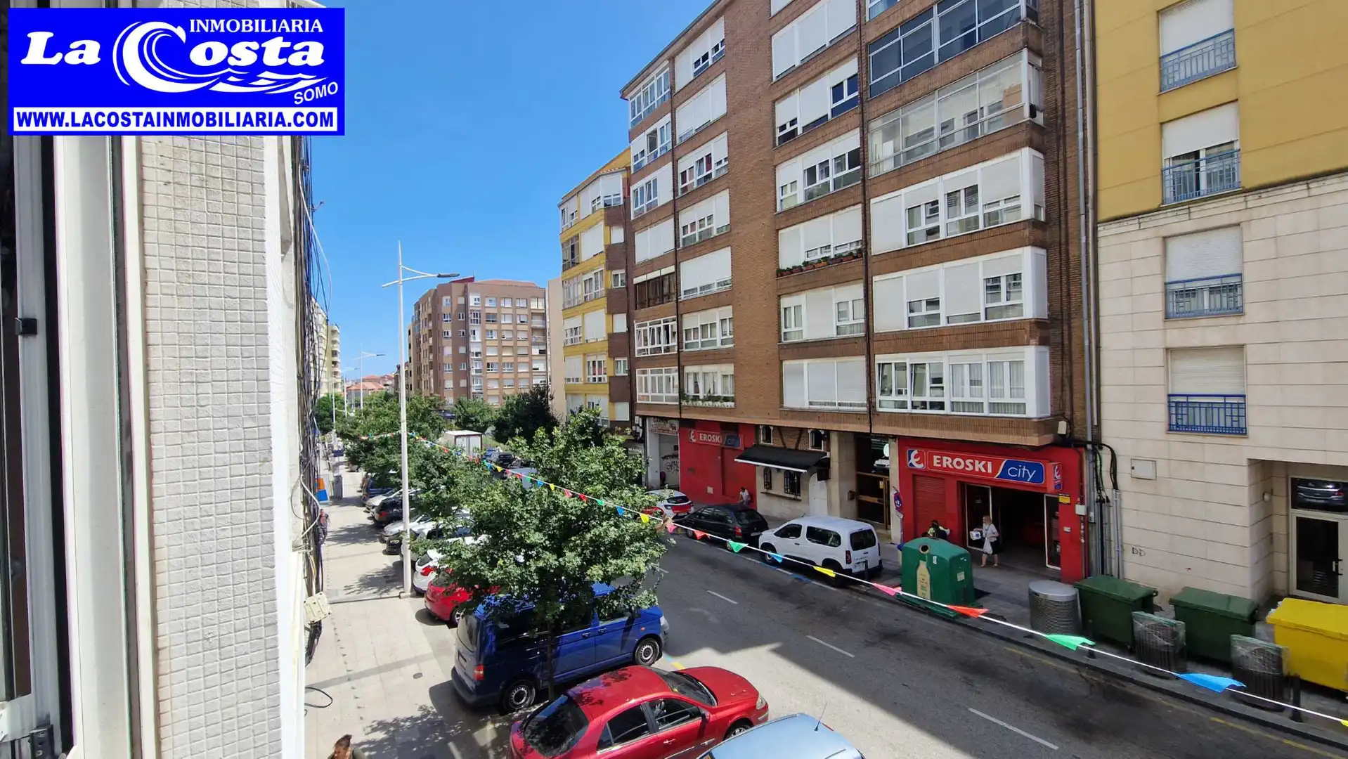 Exterior view of Flat for sale in Santander  with Parquet flooring, Oven and Washing machine