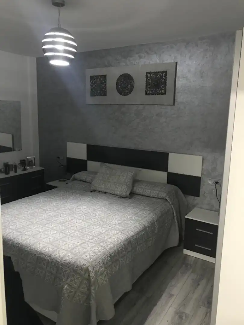 Habitación de Piso en venta en Melilla con Aire acondicionado, Terraza y Amueblado