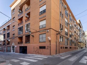 Piso con balcón en venta en Calle SANTA LUCIA