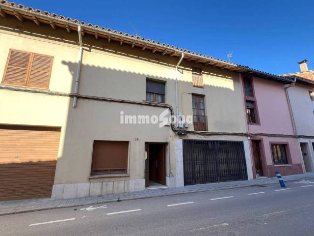 Edificio en Venta en Remei - La Guixa