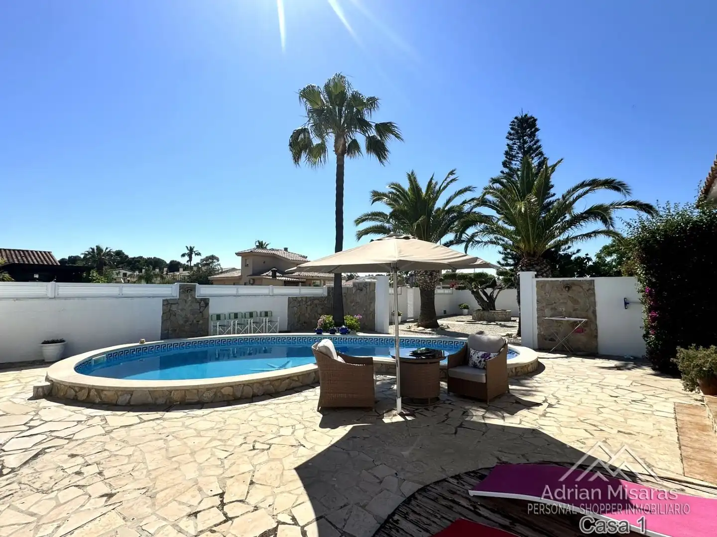 Vista exterior de Casa o chalet en venta en Deltebre con Aire acondicionado, Piscina y Amueblado