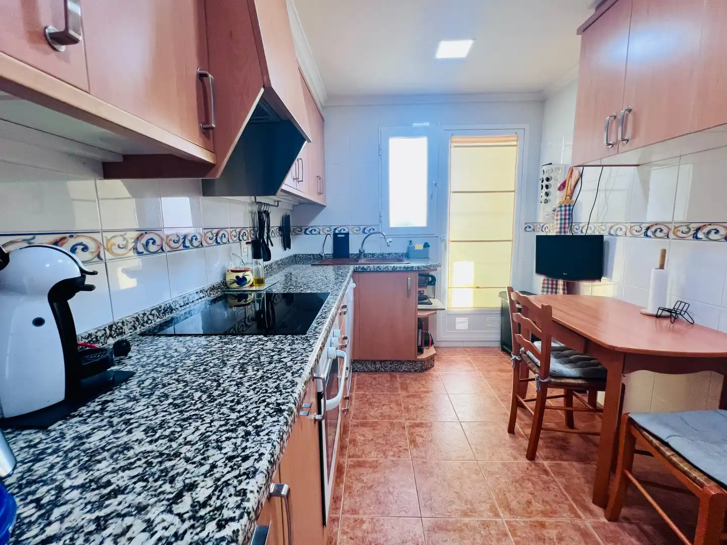 Cocina de Piso en venta en Petrer con Aire acondicionado, Trastero y Balcón