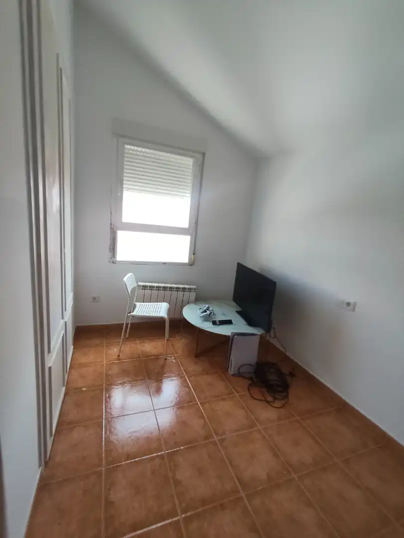 Dormitori de Casa o xalet en venda en Las Ventas de Retamosa amb Aire condicionat, Calefacció i Jardí privat
