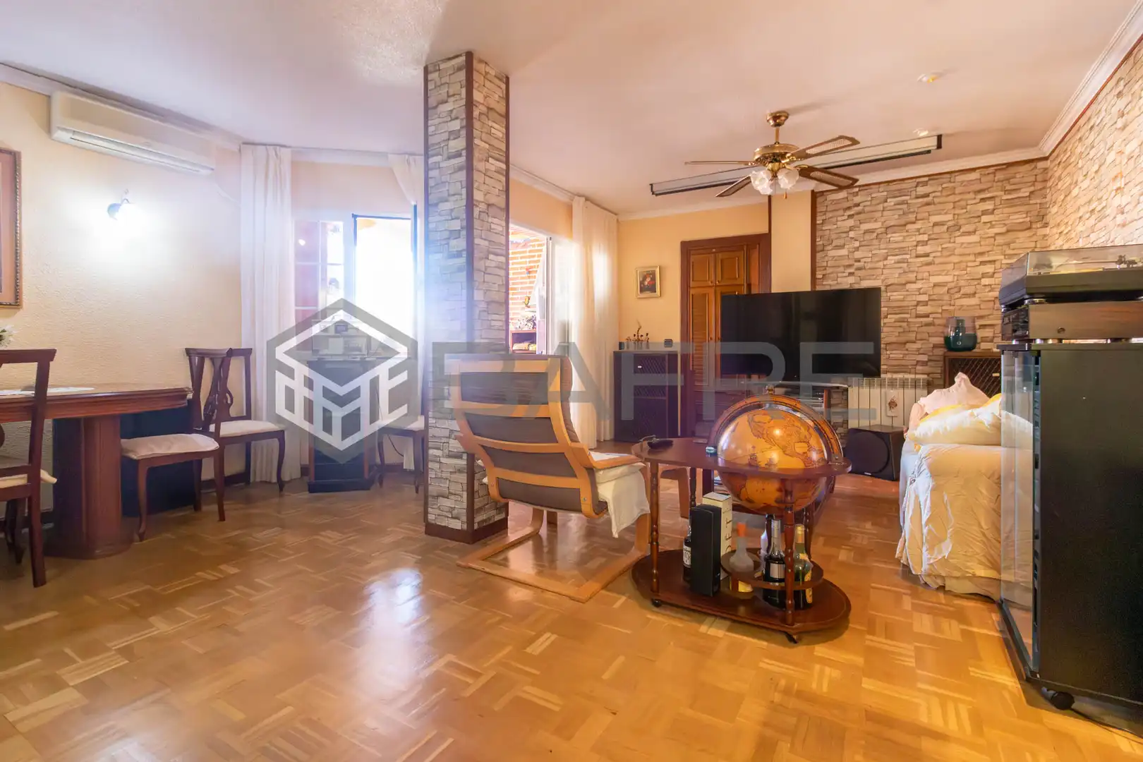 Sala de estar de Piso en venta en Rivas-Vaciamadrid con Aire acondicionado, Calefacción y Parquet