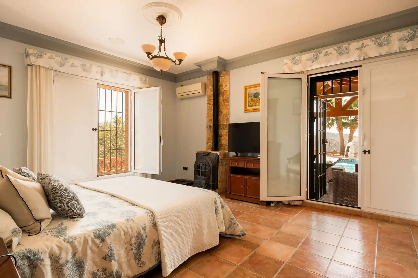 Finca rústica en venta en Almogía