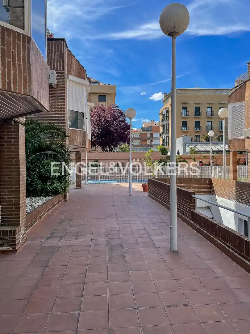 Terrace of Flat for rent in Madrid  with Air Conditioner, Heating and Private garden
