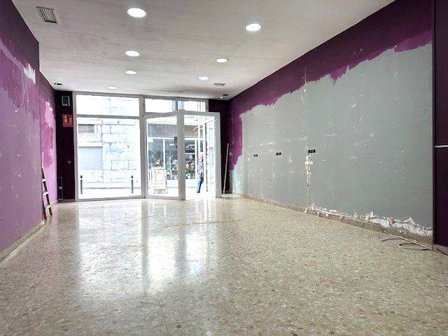 Local comercial en Alquiler en LLUIS PASCUAL ROCA, 28 en Centre
