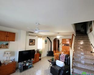 Sala d'estar de Casa adosada en venda en Mazarrón amb Aire condicionat, Calefacció i Terrassa