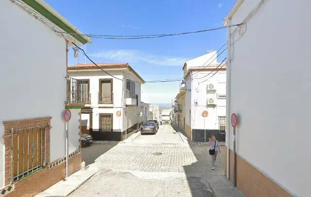 Vista exterior de Piso en venta en Porcuna