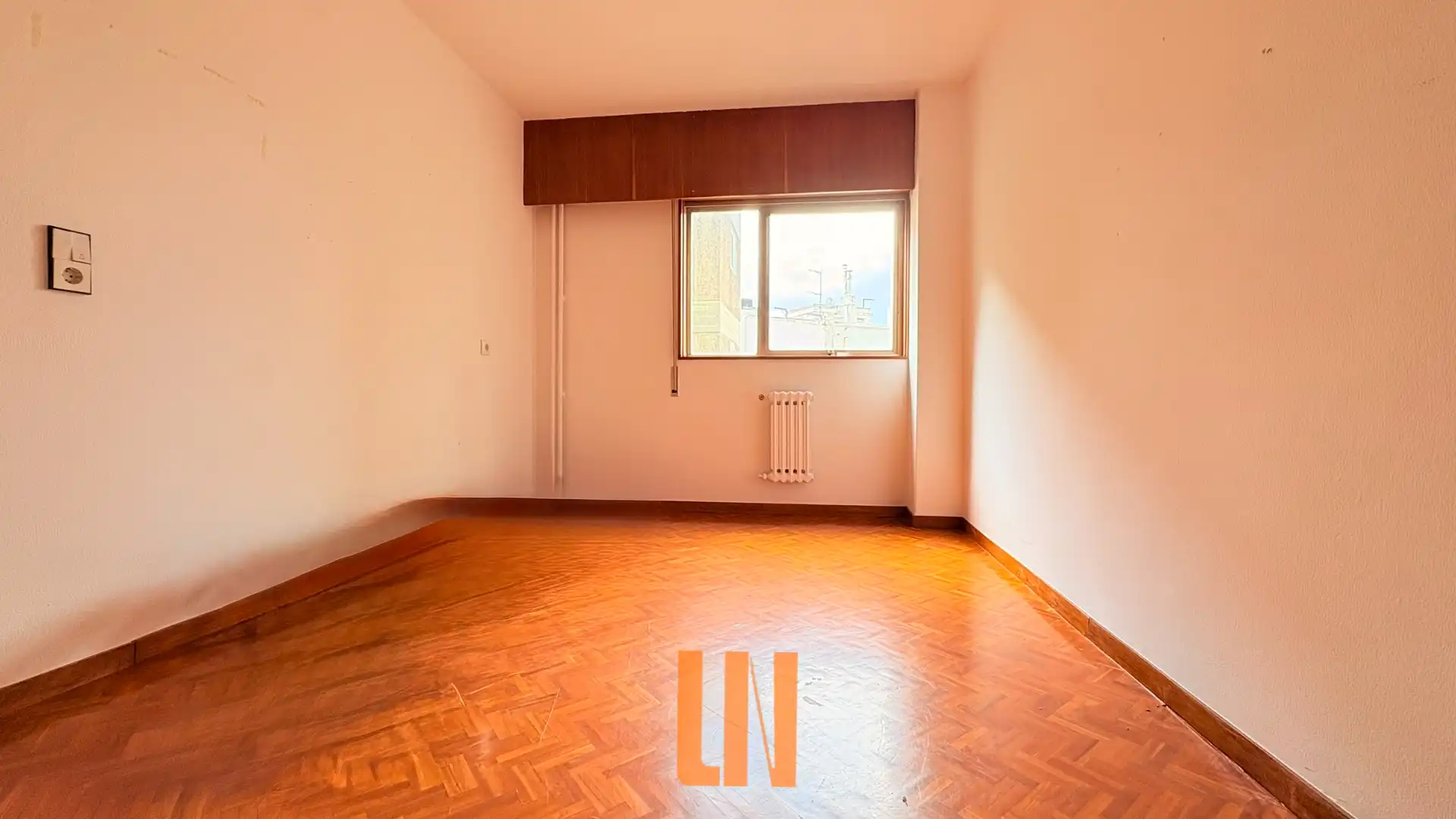 Habitación de Piso en venta en A Coruña Capital  con Calefacción