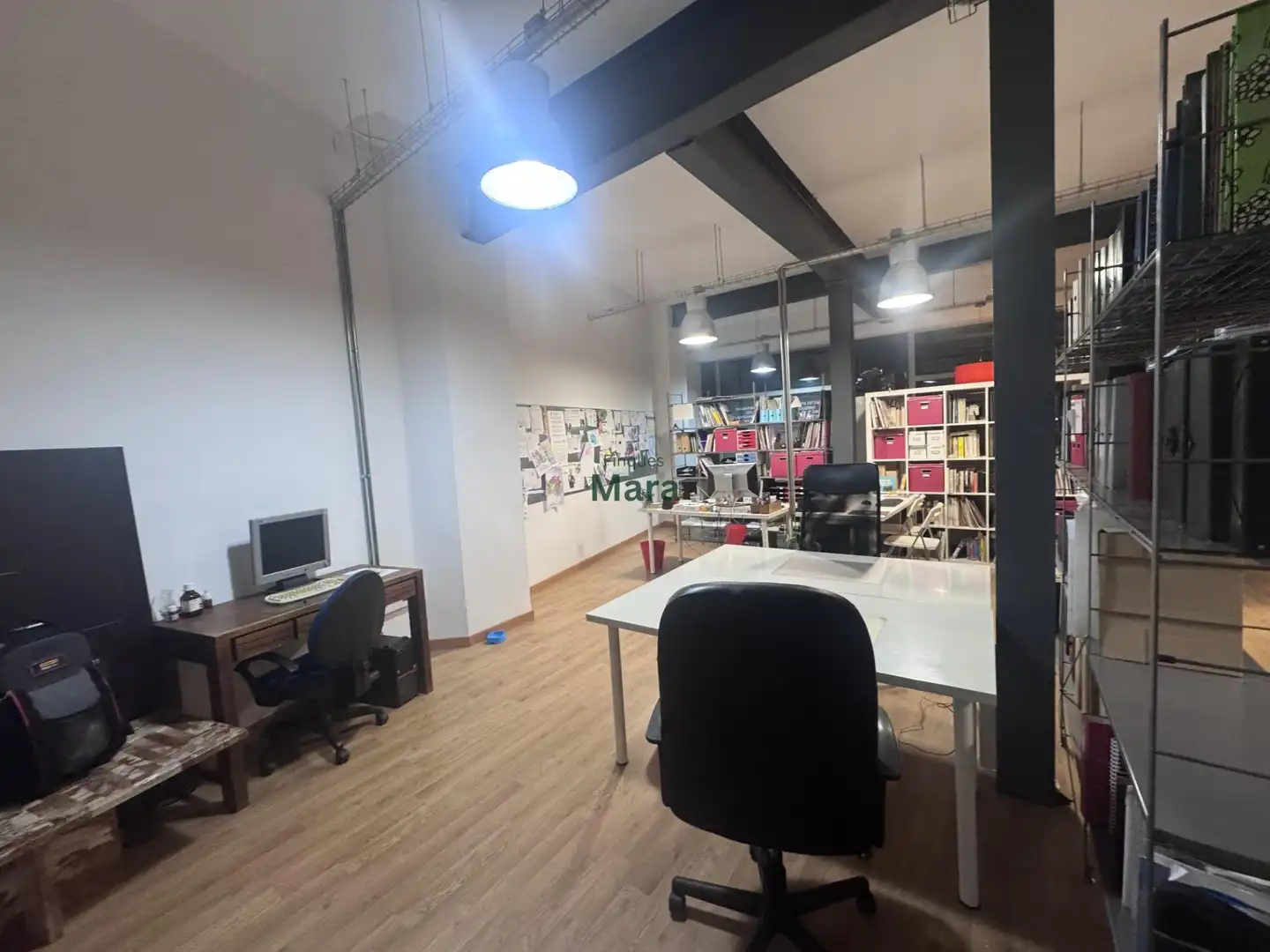 Local comercial en venda a Vinyets - Molí Vell, imagen 2