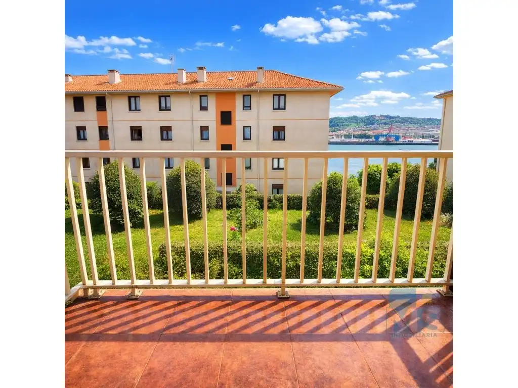 Terrasse von Wohnung zum Verkauf in Pasaia mit Ofen