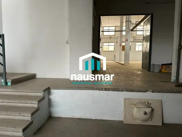 Nave industrial con ascensor en venta en Rocafonda, imagen 6