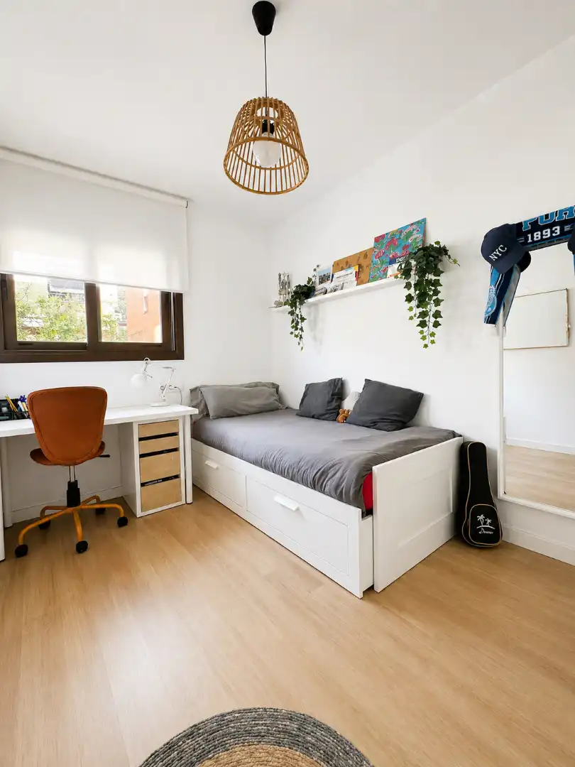 Bedroom of Detached homes for sale in Castellar del Vallès  with Air Conditioner, Heating and Parquet flooring