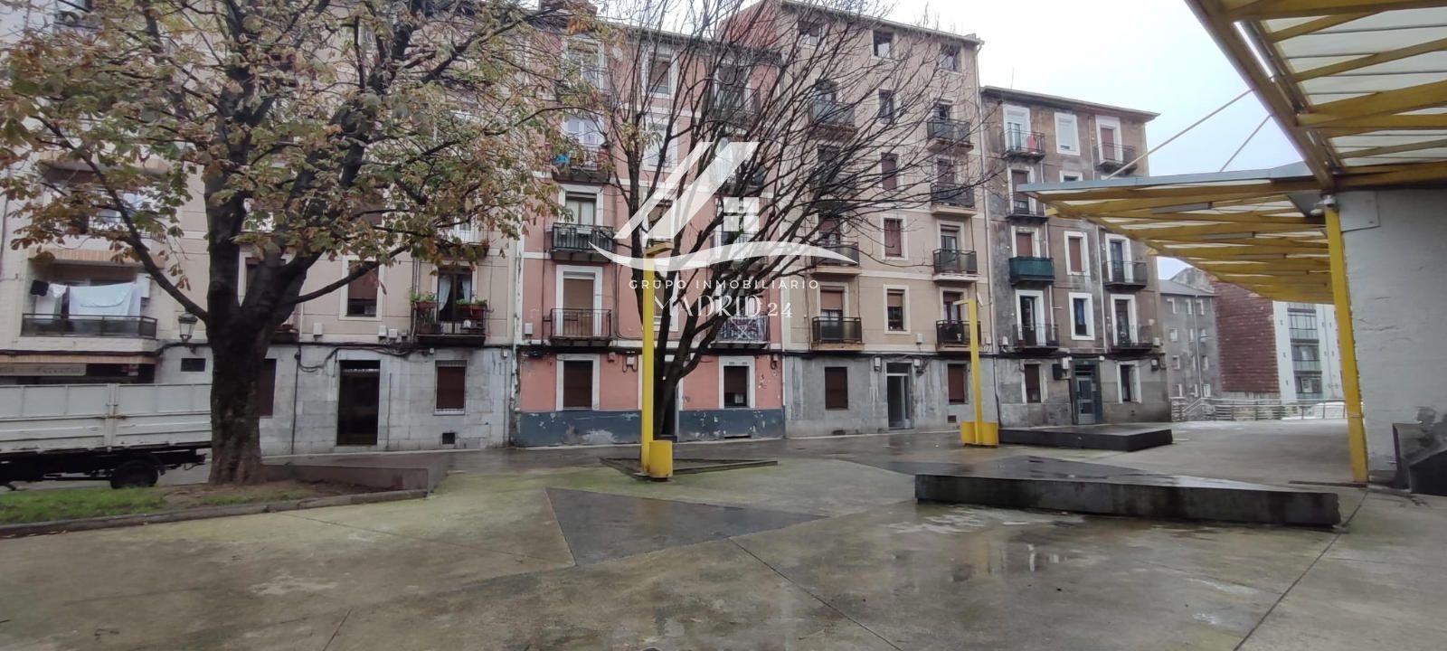 Vista exterior de Pis en venda en Sestao  amb Terrassa