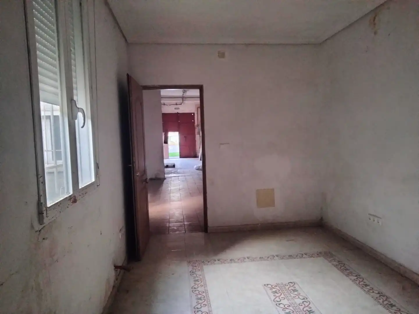 Commercial properties for sale in  Logroño