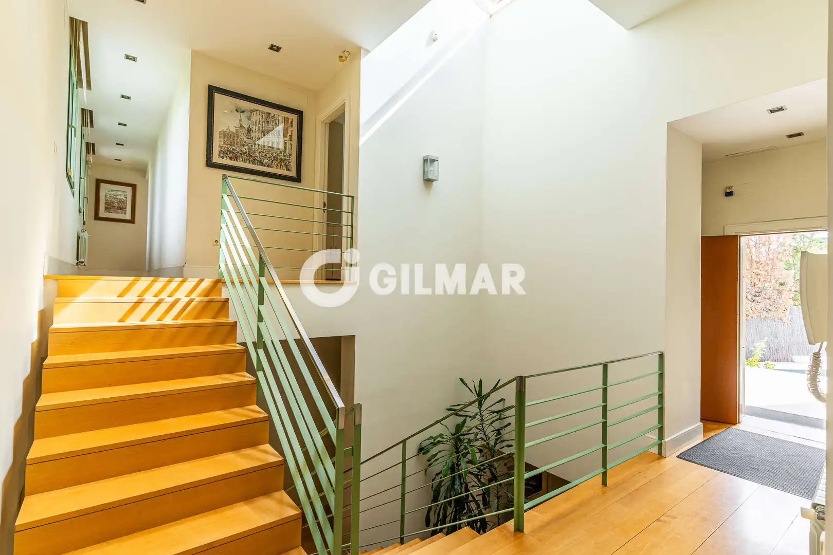 Detached house with pool for sale in Urbanización Este - Montepríncipe, imagen 13