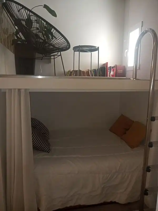 Bedroom of Flat for sale in Madrid