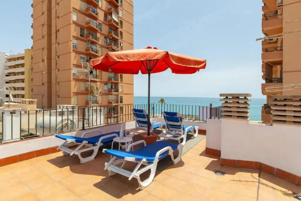 Terrace of Attic for sale in Fuengirola  with Air Conditioner, Terrace and Oven