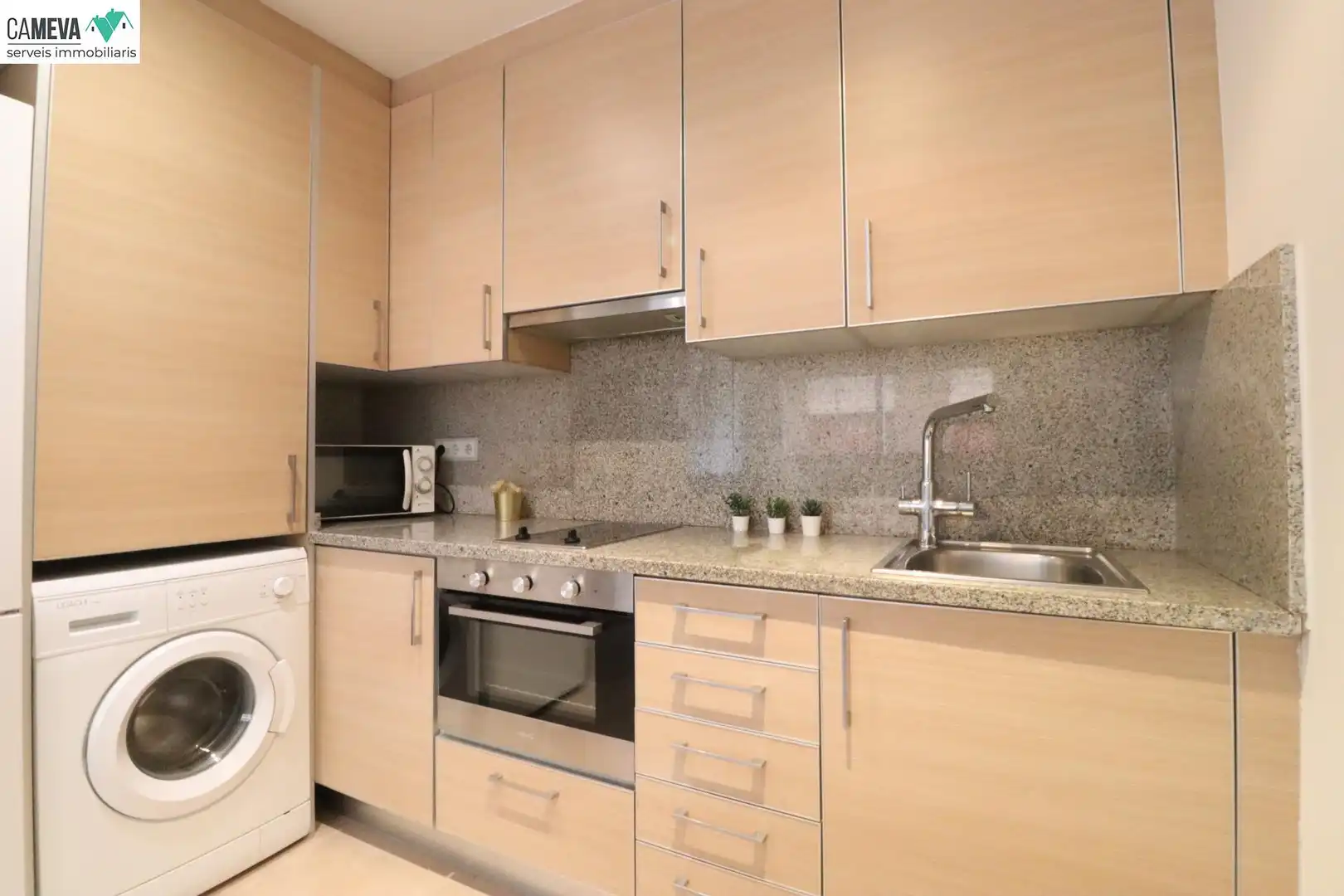 Kitchen of Ground floor for sale in Terrassa  with Air Conditioner, Heating and Furnished