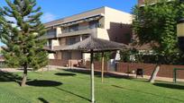 Außenansicht von Wohnung zum verkauf in San Antonio de Benagéber mit Klimaanlage, Terrasse und Schwimmbad