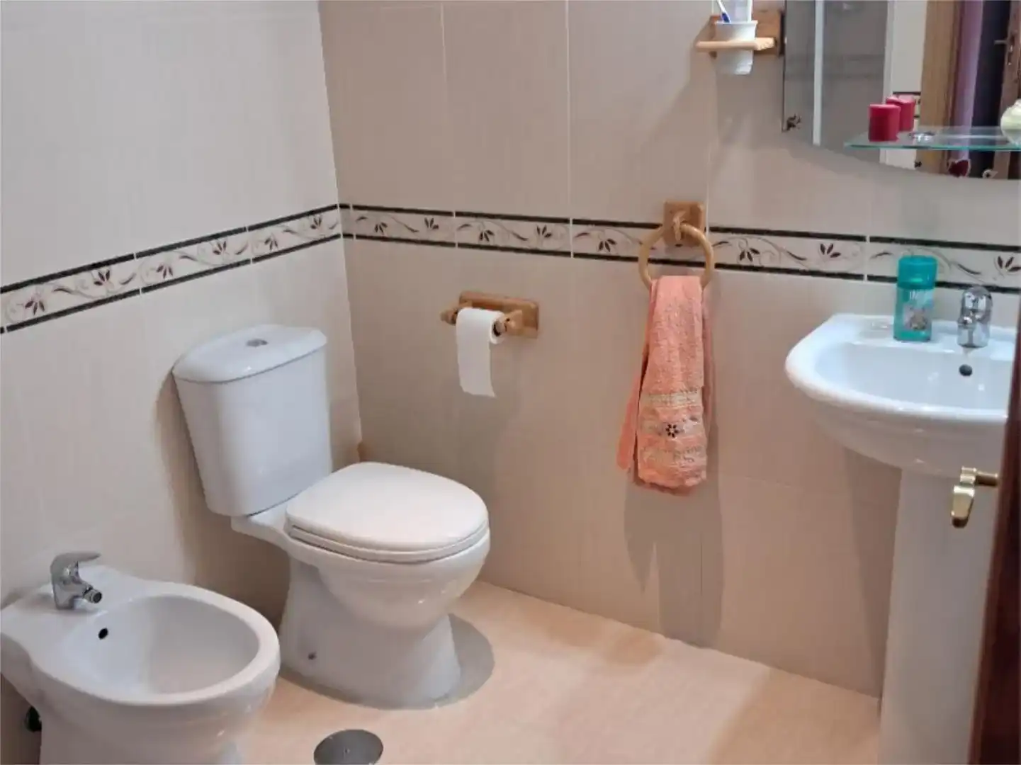 Bany de Pis en venda en Villanubla amb Parquet, Piscina i Moblat