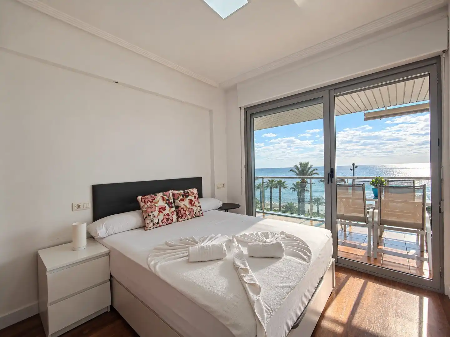 Habitación de Apartamento en venta en Torrevieja con Calefacción, Terraza y Amueblado