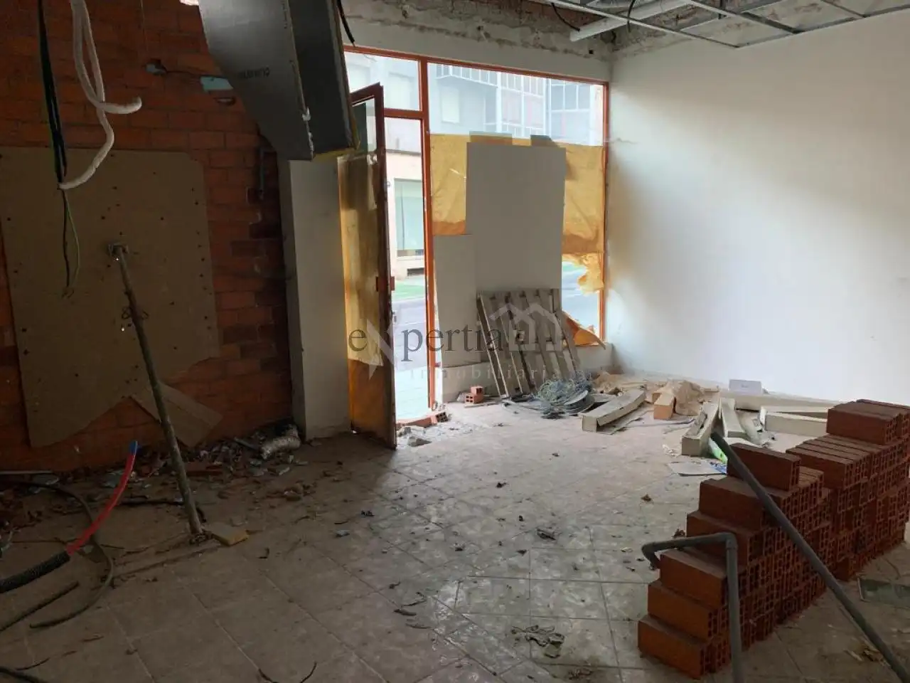Gewerbefläche zum Verkauf in Boiro, imagen 4