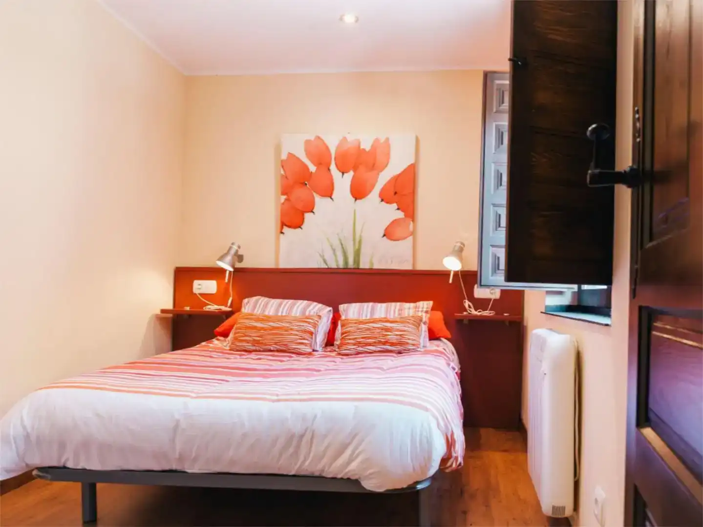 Schlafzimmer von Wohnung zur Miete in Aller, Asturias