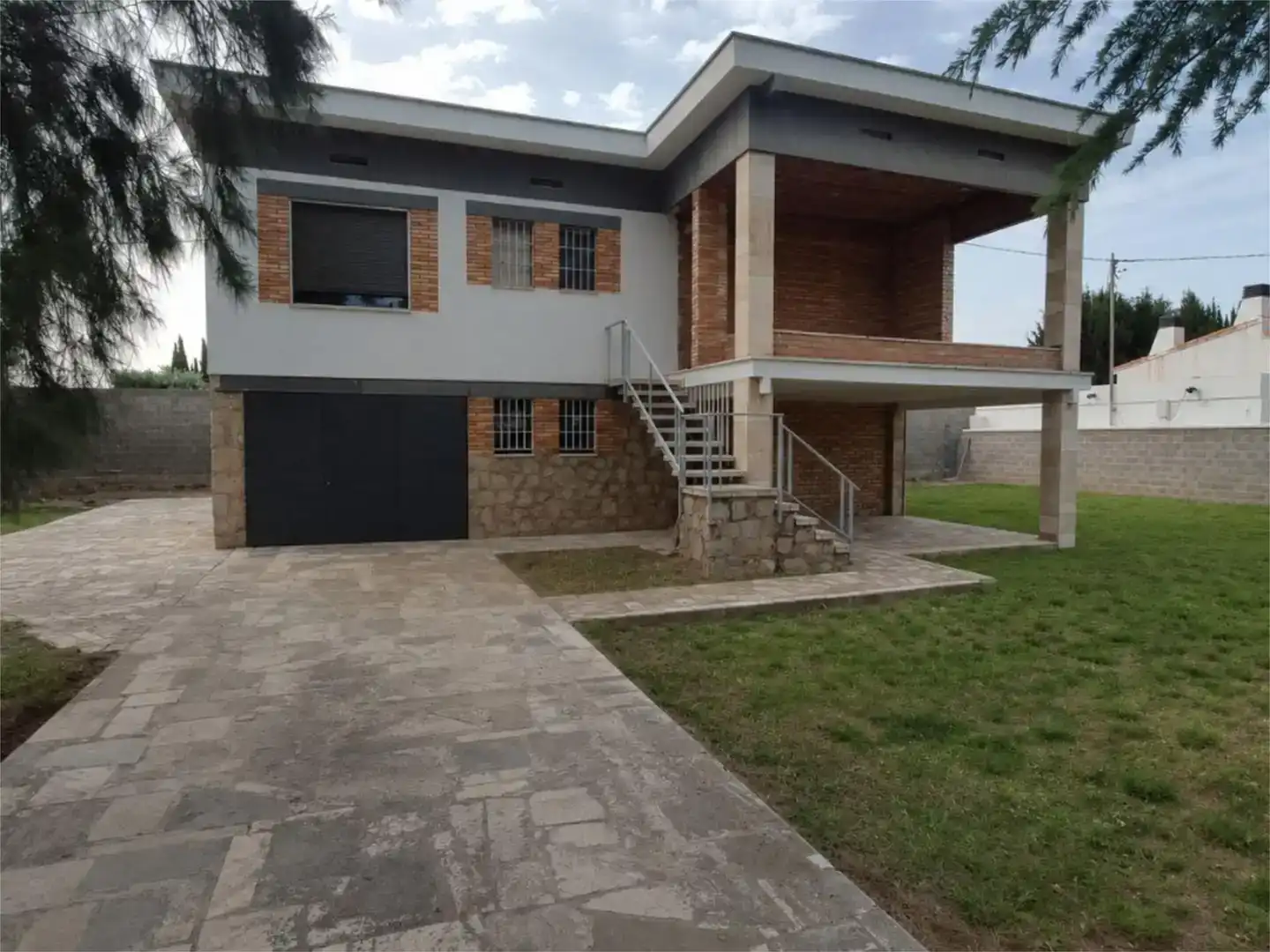 Vista exterior de Casa o chalet en venta en Vila-real con Balcón