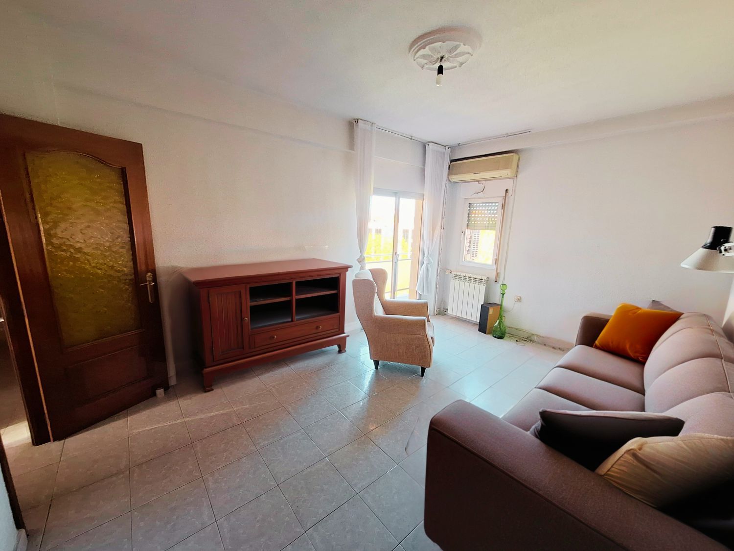 Sala d'estar de Pis en venda en  Madrid Capital amb Aire condicionat, Calefacció i Terrassa