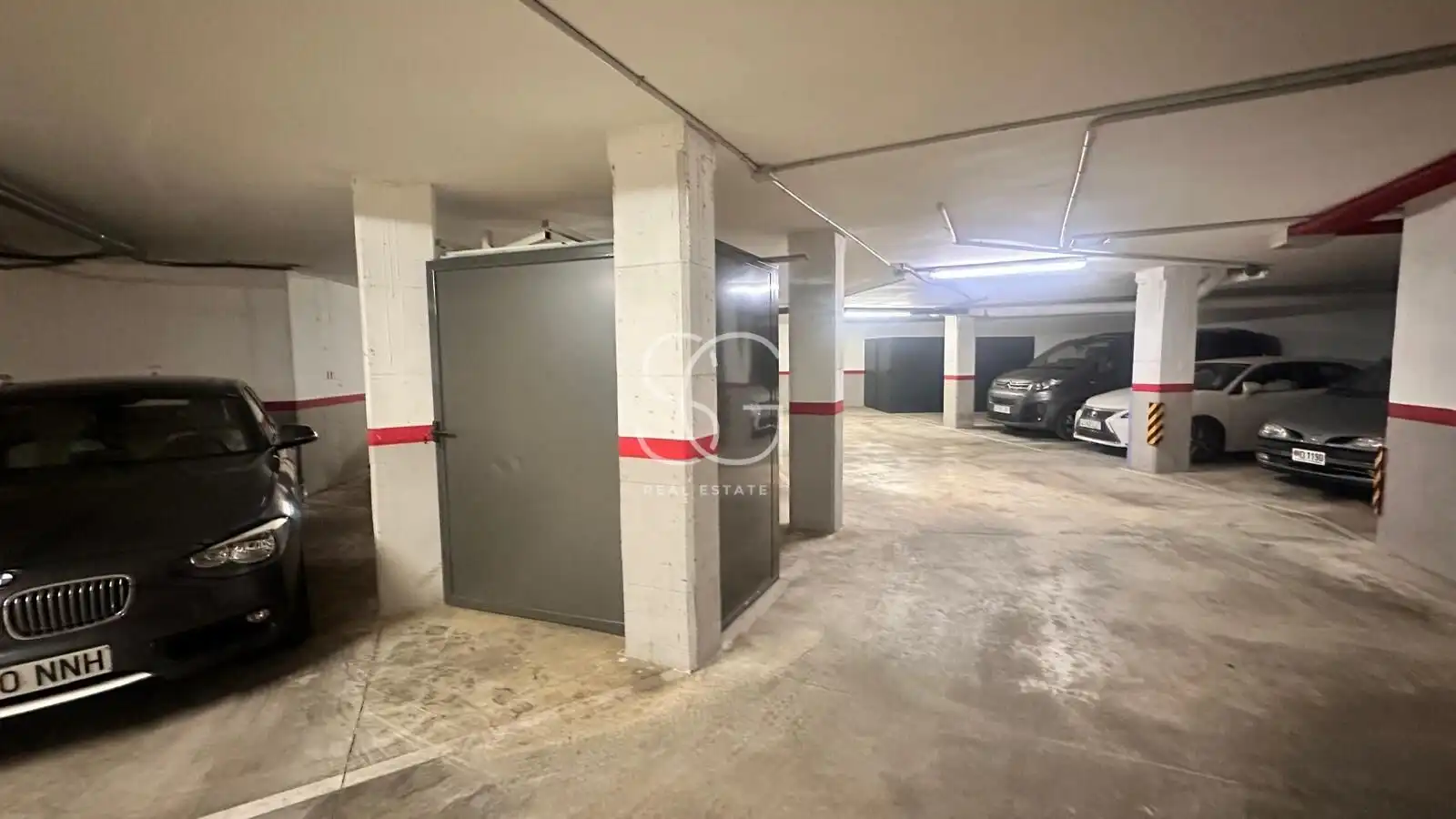 Parkplatz von Lagerraum zur Miete in Centro