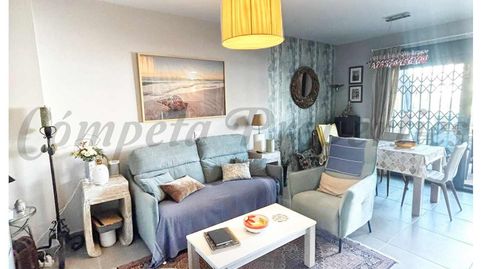 Foto 3 de Apartamento en venta en Almuñecar Centro, Almuñécar