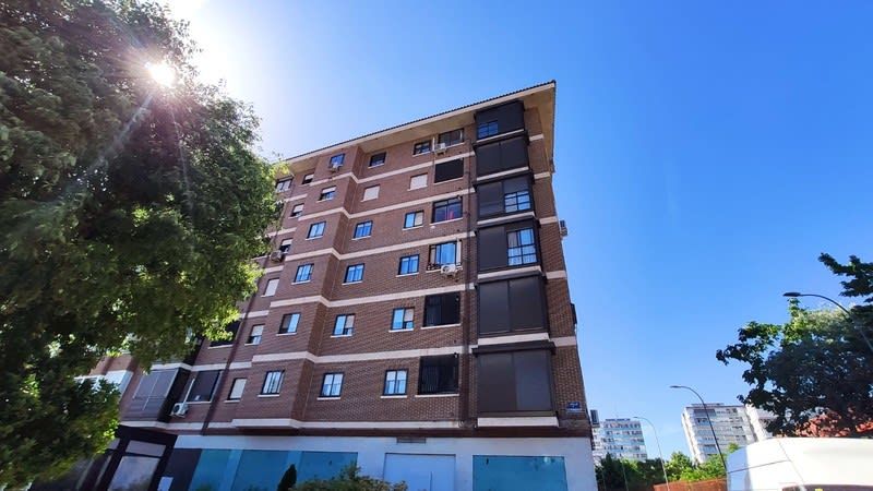 Vista exterior de Local en venda en Fuenlabrada